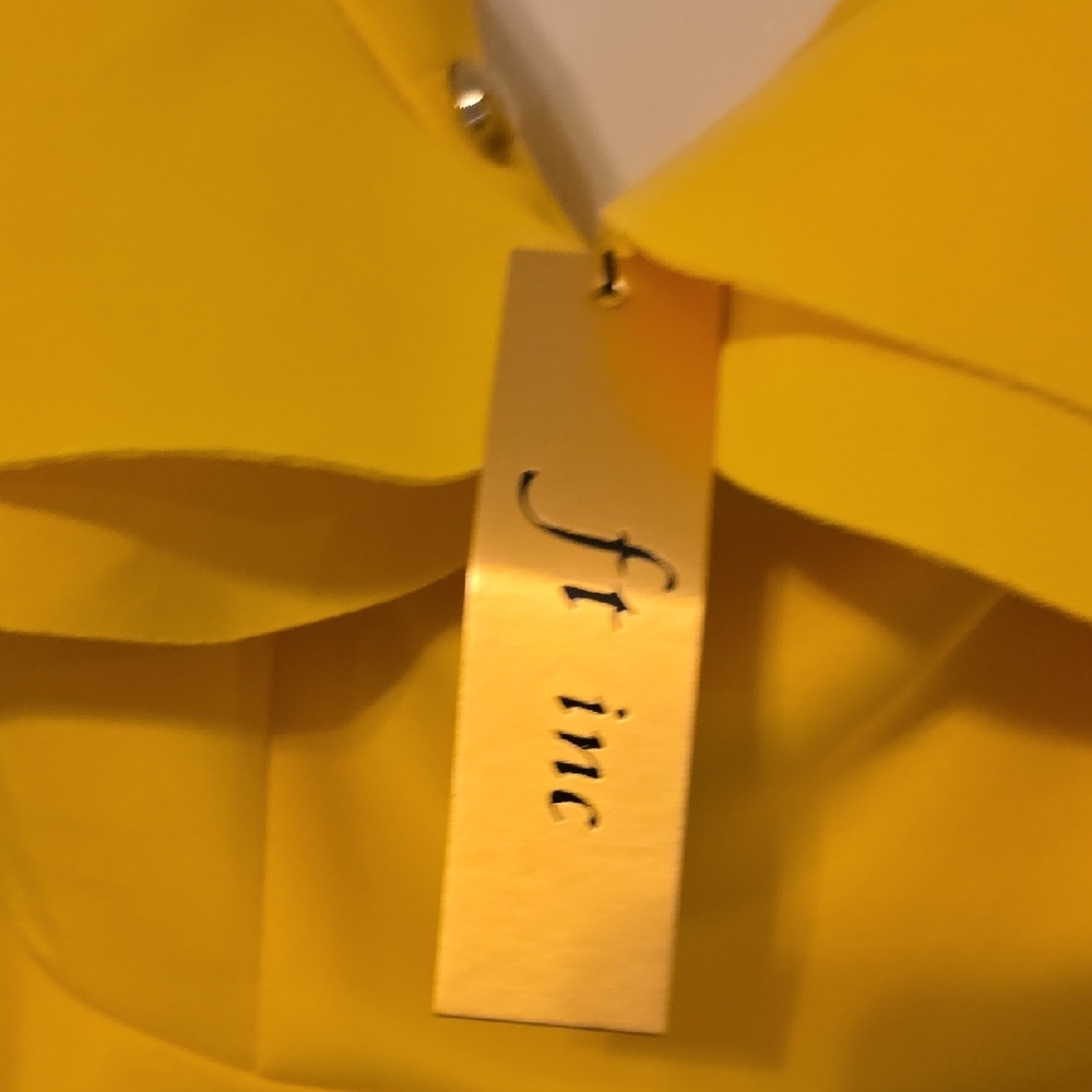 Elegant Yellow Ruffled Blouse - Picture 3 of 4